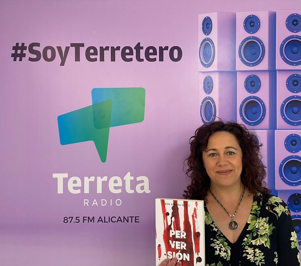 Entrevista a la escritora Aida Herrera en Terreta Radio Alicante